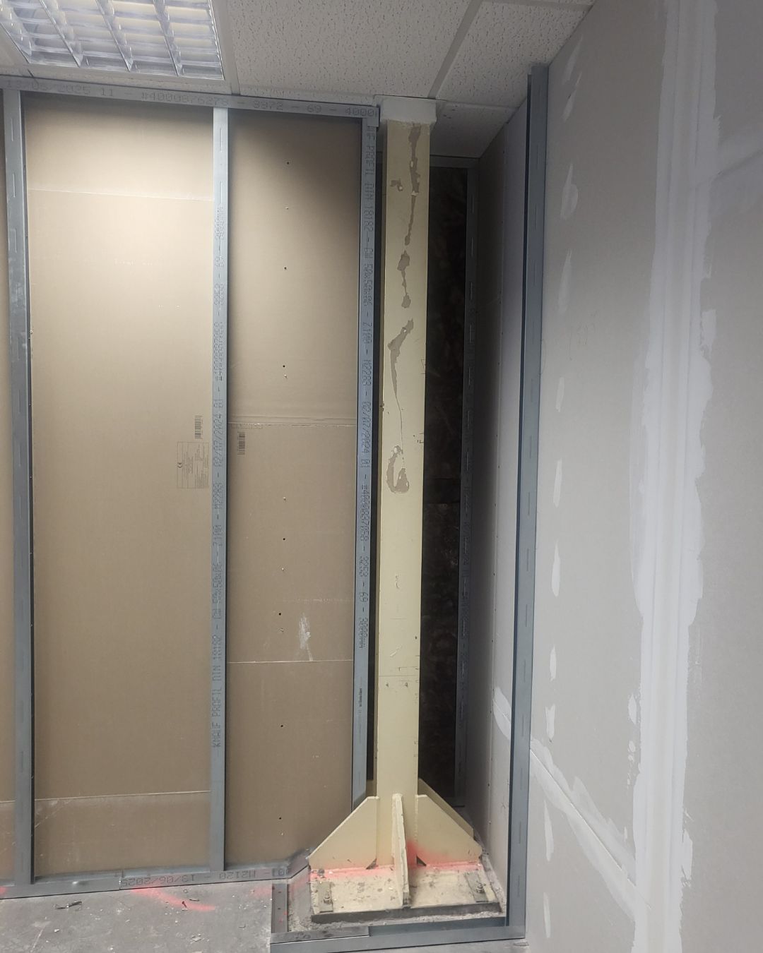 Iverbau Concept 15 (6) PROJEKTREFERENZ CAFÉ RÖSTEREI – BERLIN