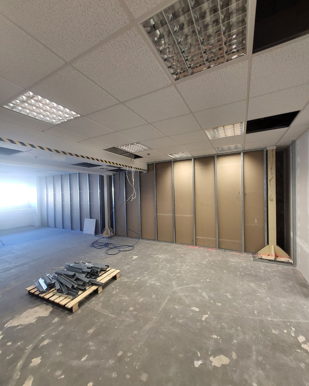 Iverbau Concept 15 (9) PROJEKTREFERENZ CAFÉ RÖSTEREI – BERLIN